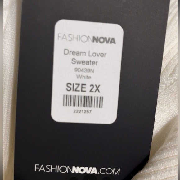 🆕🦋FASHION NOVA DREAM LOVER Deep V-Neck Sweater🦋 - Picture 10 of 13